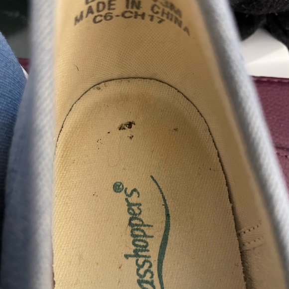 Grasshoppers Loafer Shoe Size 9M. - Picture 4 of 7